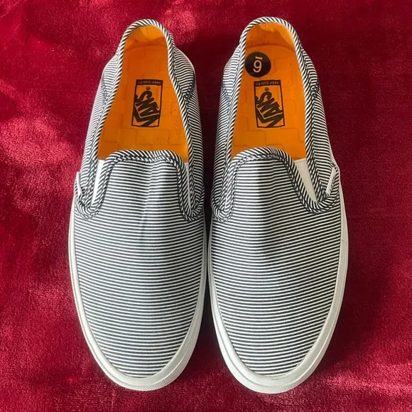 Vans slip on hot sale skimmer
